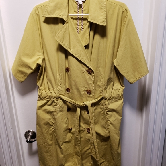 CAbi XL Womens Double Breasted Short Sleeve Safari - Picture 2 of 5